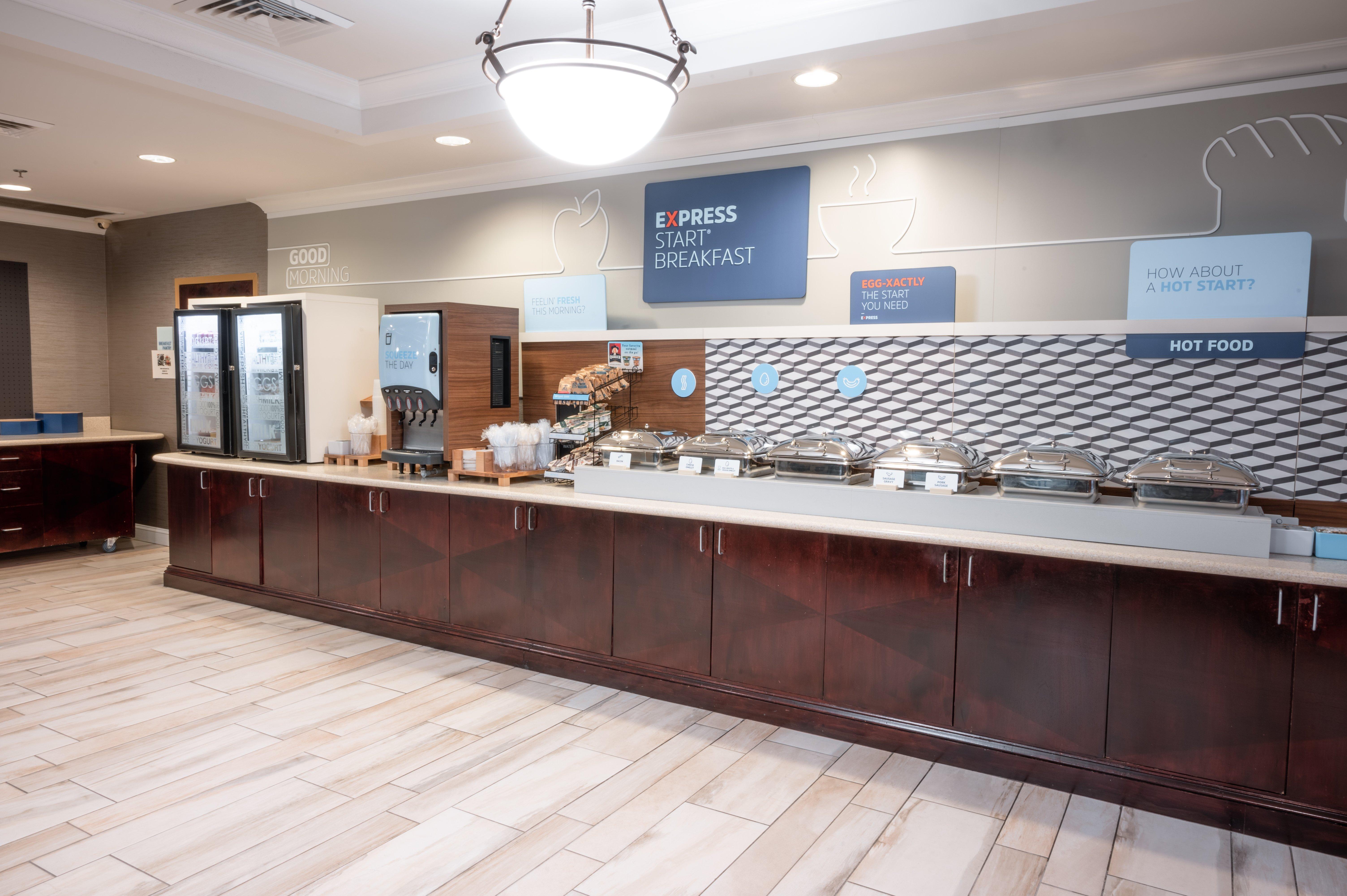 Holiday Inn Express & Suites - Tuscaloosa-University By Ihg Exterior photo