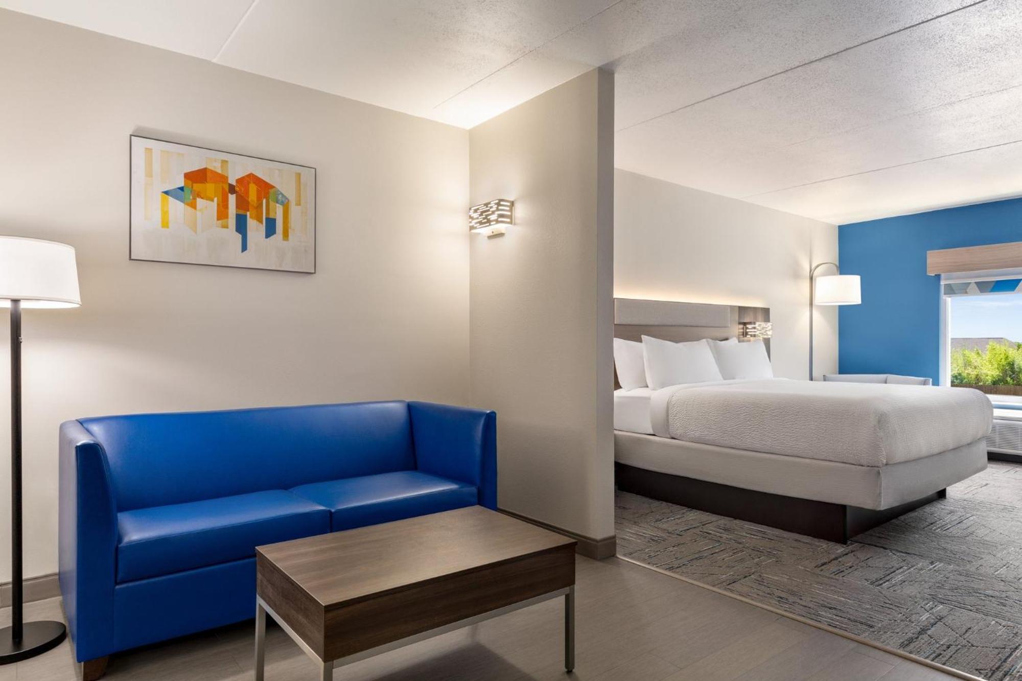Holiday Inn Express & Suites - Tuscaloosa-University By Ihg Exterior photo