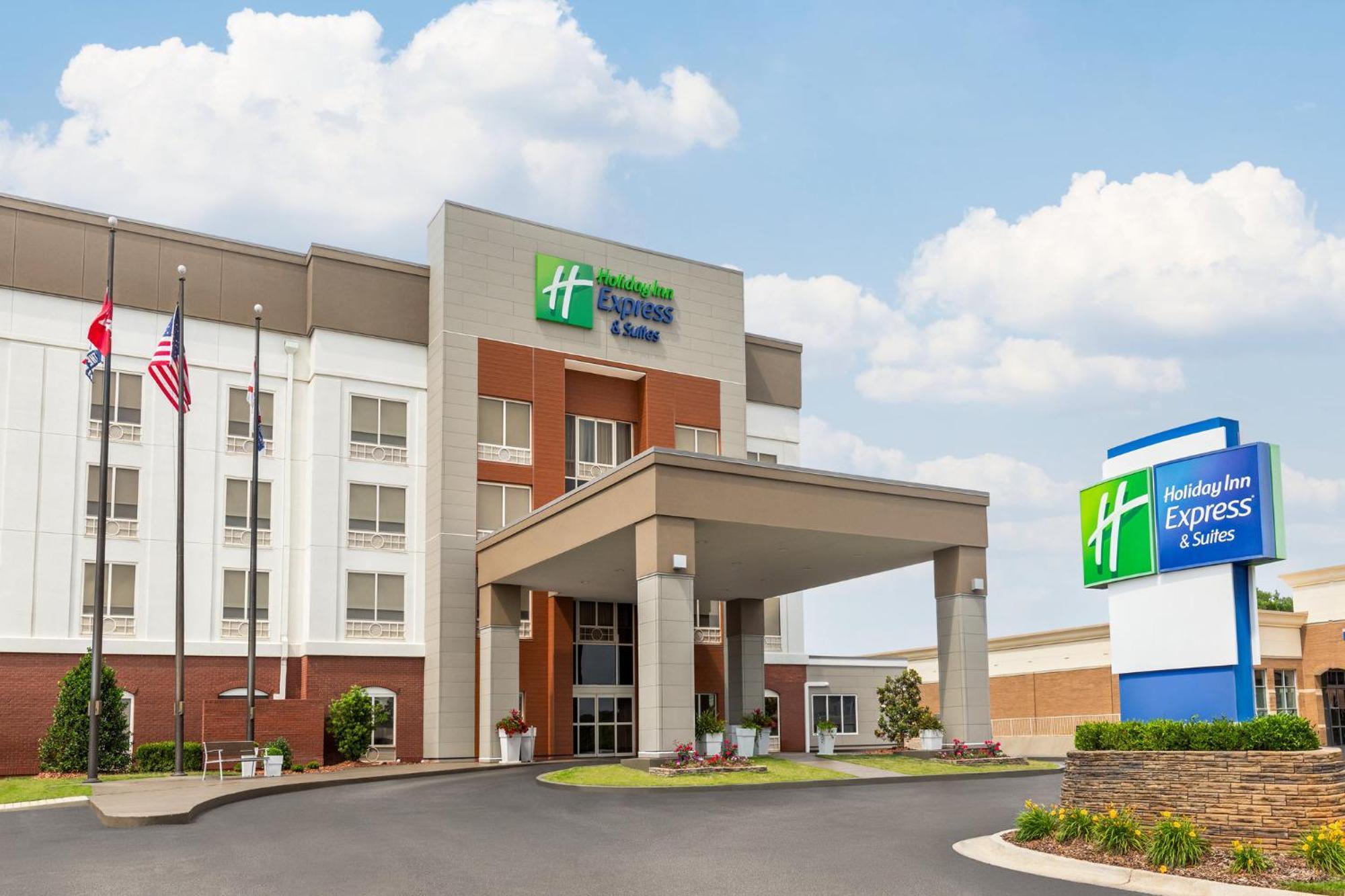 Holiday Inn Express & Suites - Tuscaloosa-University By Ihg Exterior photo