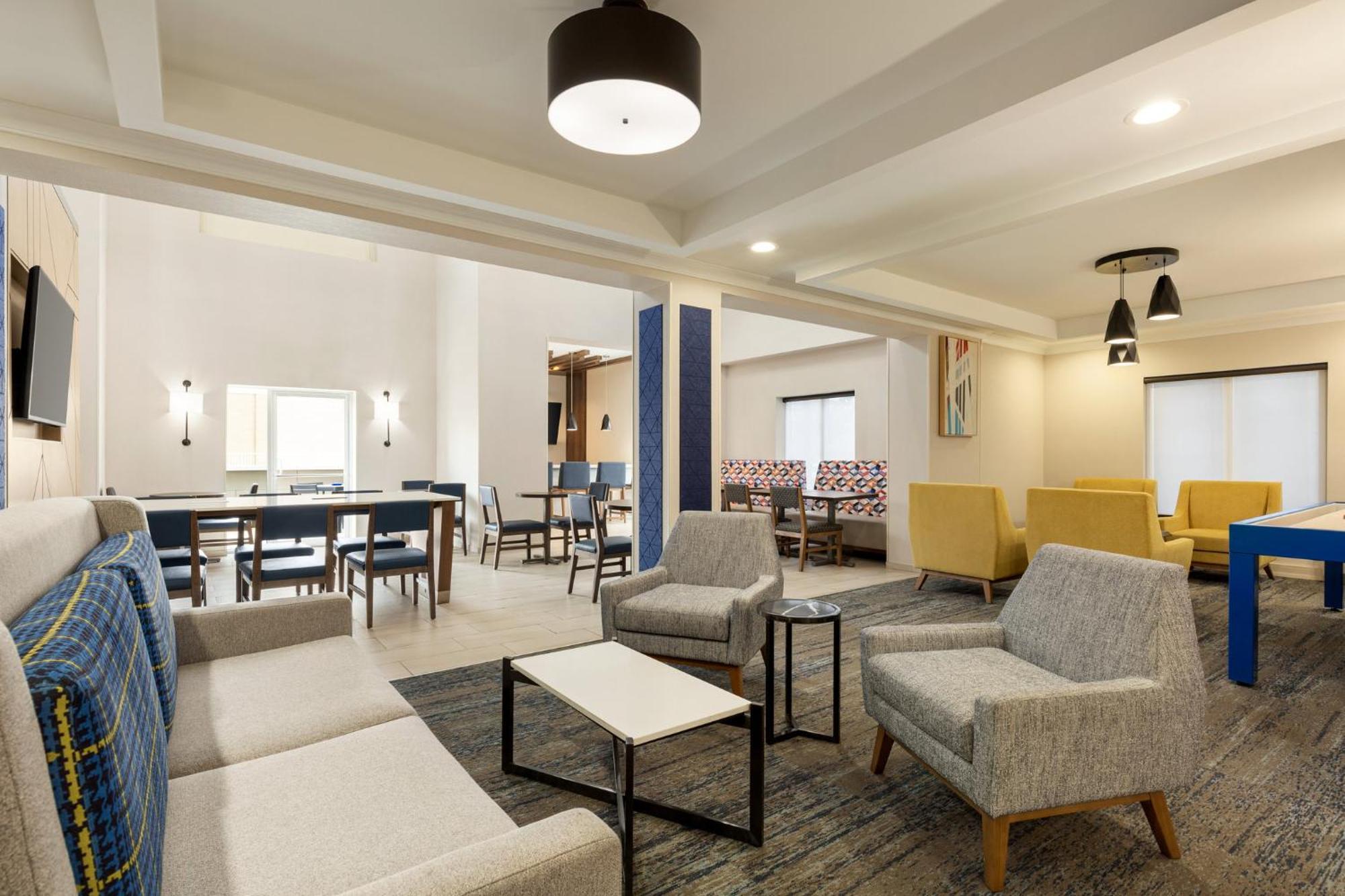 Holiday Inn Express & Suites - Tuscaloosa-University By Ihg Exterior photo